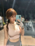 台中喝茶/外送茶熱搜：23y甜美素顏妹糖兒，160cm/C罩杯柔軟酥胸，勾引眼神實拍