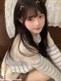 18歲合法蘿莉「餅乾」150/C奶：無辜大眼軟萌童顏，超乖等一位溫柔哥哥來原地調教
