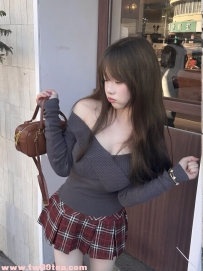 20歲極品大胸鄰家妹【明明】！清純臉蛋＋誘人D奶，帶你體驗最服貼的溫柔～