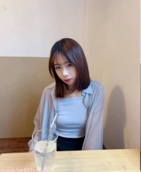 【地區喝茶首選】21歲清純小隻馬小清 157/44/B+｜纖細鎖骨白皙長腿，主動迎合+輕喘軟