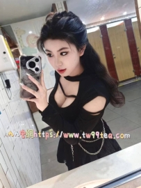 黑貓「妮妮」🖤 鏤空視覺衝擊＋勾魂煙燻妝，今晚妳的理智守得住嗎？😈