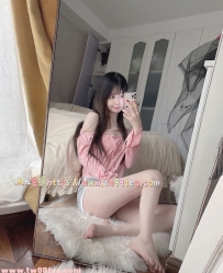 清純白皙學生妹「欣兒」158cm/B奶/21歲，極致小隻馬初體驗、生澀無經驗等你來調教！