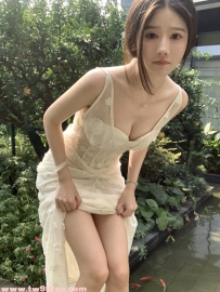 【桃竹苗外送推薦】25歲飢渴騷妹「許榛」163cm C奶！白色性感低胸，極致敢玩體驗前所