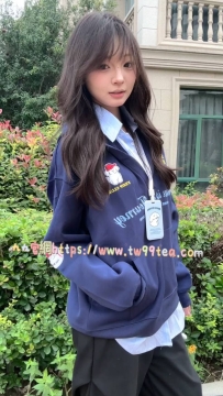 重返 18 歲的禁忌夢境：解鎖「tian't」的初戀視角，制服、美腿與無辜電眼，今晚帶您重