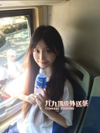 這就是暗戀的滋味！20歲真真：清純可愛班花、陪您品鮑共浴，滿足您對學妹的所有幻想