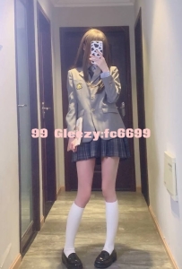 關關19歲學生妹(155B+)！超級幼齒/聲音可愛，床上很騷帶點不一樣體驗的極品選妃