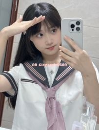 以為是隔壁班校花？19歲妃子B罩杯小隻馬：清純活力超治癒，懂玩反差讓人欲罷不能